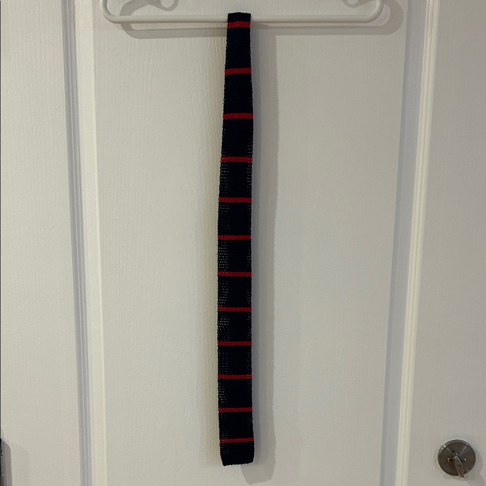 Polo Ralph Lauren Navy and Red Knit Tie
